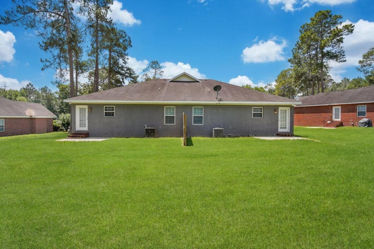 Charming Gray Home- 5 Mins From Gsu! Statesboro Exteriér fotografie