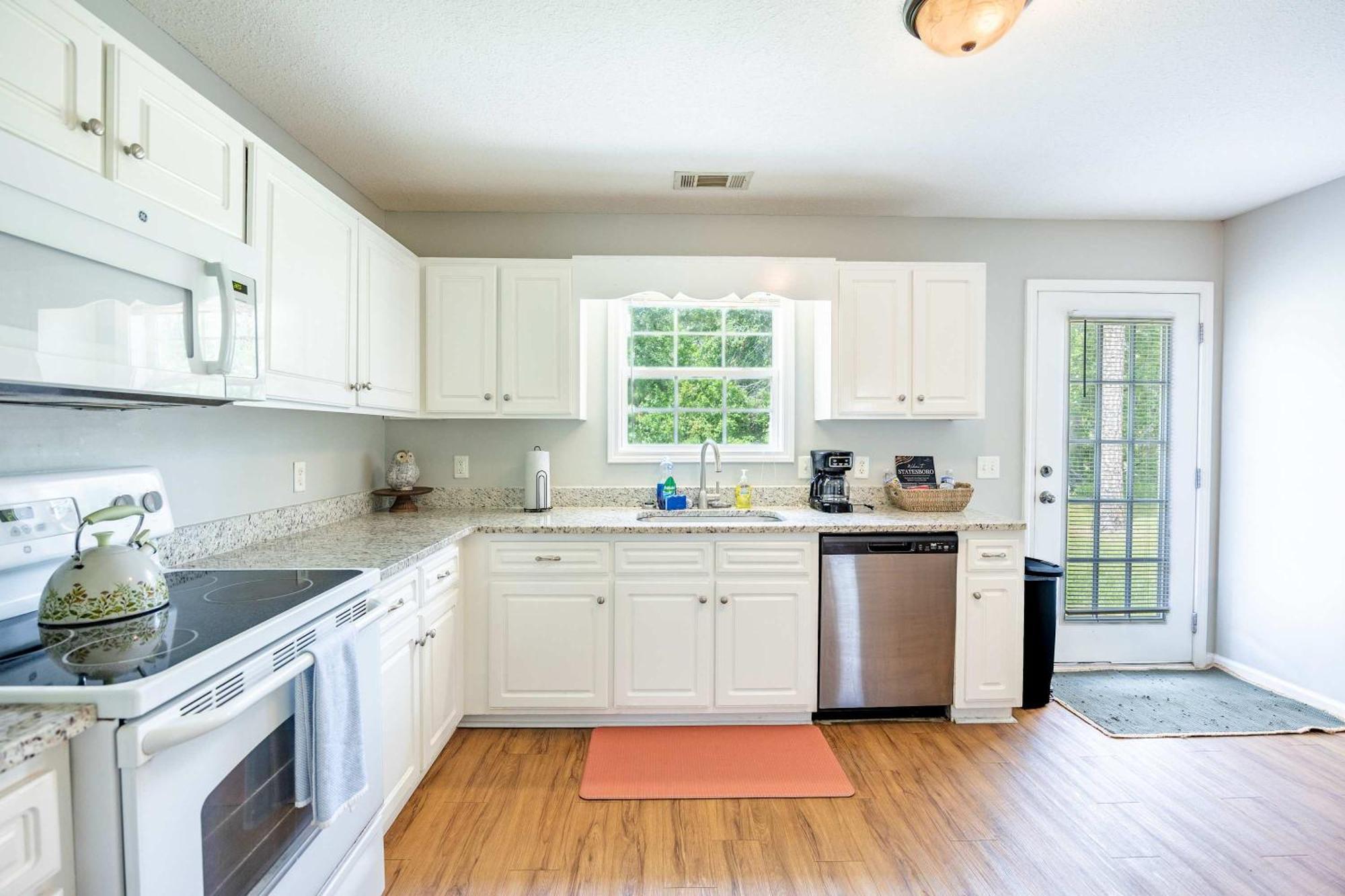 Charming Gray Home- 5 Mins From Gsu! Statesboro Exteriér fotografie